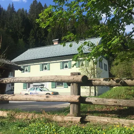 Helle Saunahaus Apartment Annaberg im Lammertal